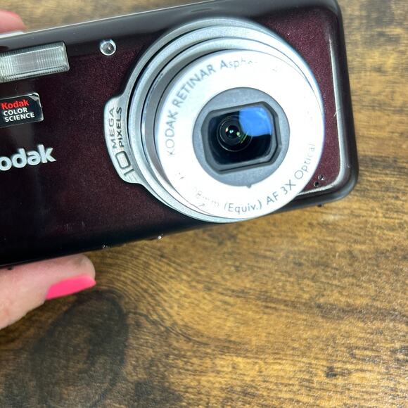 Kodak EasyShare V1003 10.0MP Compact Digital Camera Burgundy RARE Color WORKS - Picture 6 of 16